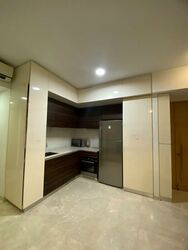 Commonwealth Towers (D3), Condominium #485613051